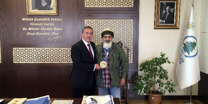 Dünya Judo İkincisi Özdemir’den Başkan Çetin’e Ziyaret