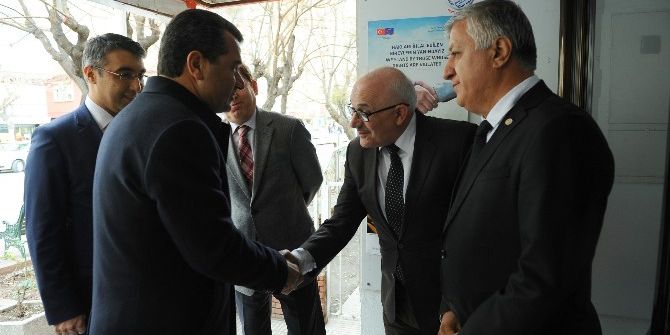 Vali Çelik Gençlik Hizmetleri Ve Spor İl Müdürlüğü’nü Ziyaret Etti