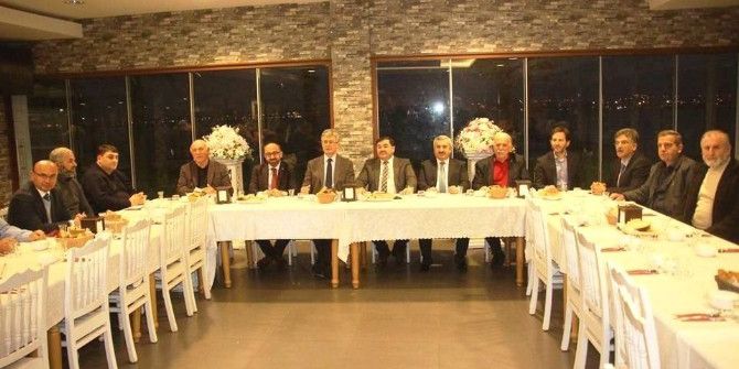 Türk Güreşi Gölcük’te Görüşüldü