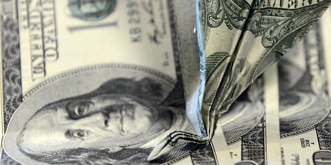 Dolar, Kritik Açıklama Öncesinde Düşüşte