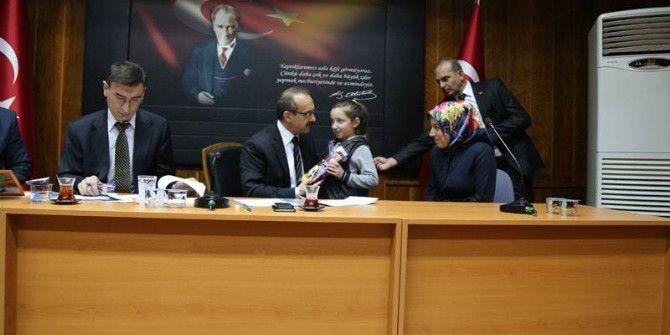 Vali Yavuz, Halkı Dinlemeye Devam Ediyor