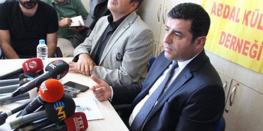 Demirtaş Ve Hdp’li Vekillerden Pir Sultan Abdal Ve Kültür Derneğine Ziyaret
