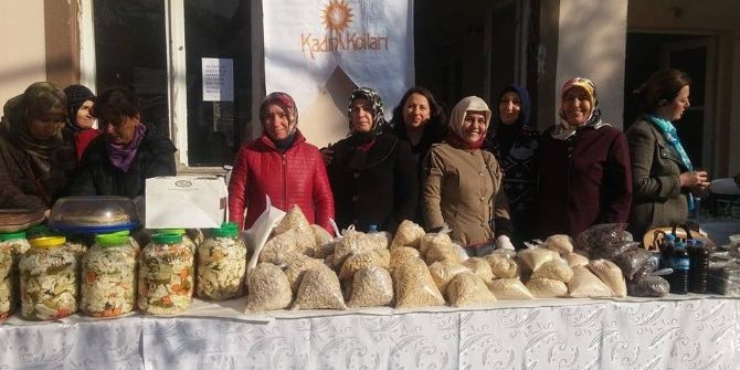 Soma’da Ak Partili Kadınlardan Kermes