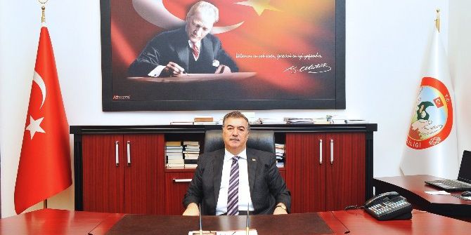 Vali Al, Çocuklarının Eğitimi İçin Ayırdığı Doları Bozdurdu