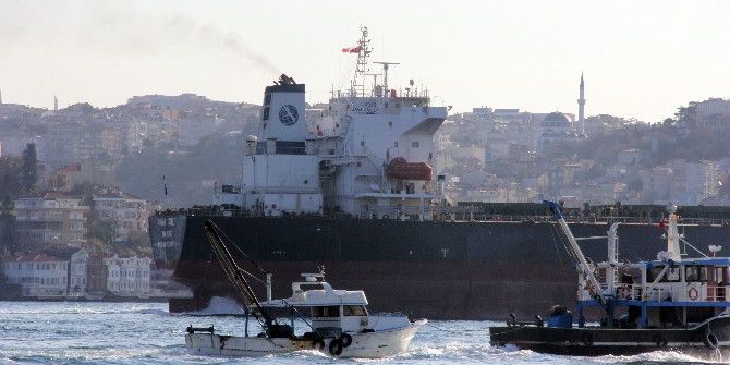 İstanbul Boğazı’nda Faciadan Dönüldü