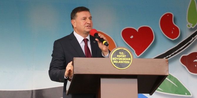 Türkmen Beyi Heykeli Dörtyol’da Yerini Aldı