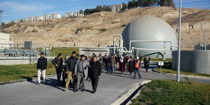 Üniversite Öğrencileri Arıtma Tesisini İnceledi