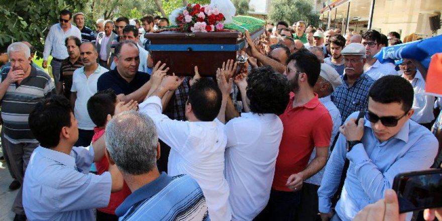 Doç. Dr. Mustafa Oğurlu’nun Kayınpederi Son Yolculuğuna Uğurlandı