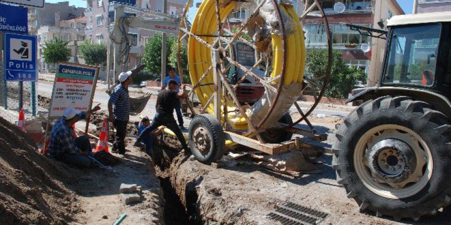 Bayramiç’te Doğalgaz Hat Çekme Çalışmaları