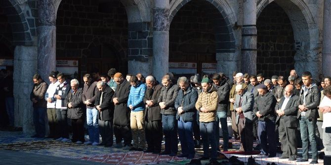 Ulucami’de Halep İçin Hutbe Okundu