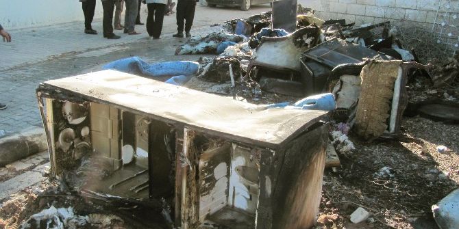 Evde Çıkan Yangında Eşyalar Kül Oldu