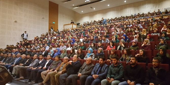 Adıyaman Üniversitesinde Kariyer Eğitimi Verildi