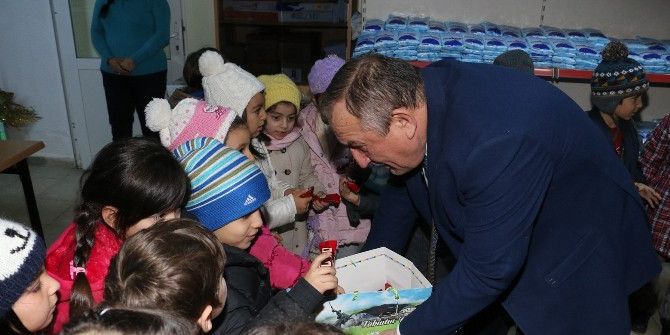 Minik Öğrencilerden Anlamlı Davranış