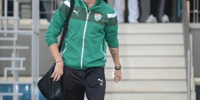 Bursasporlu Futbolcular İstanbul’dan Galibiyetle Döneceklerine İnanıyor