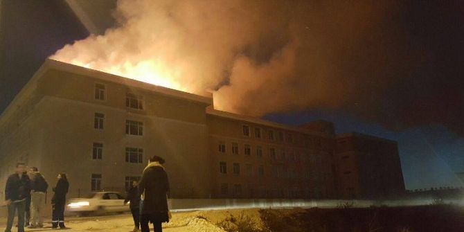 Edirne’de İmam Hatip Lisesinde Çıkan Yangın Korkuttu