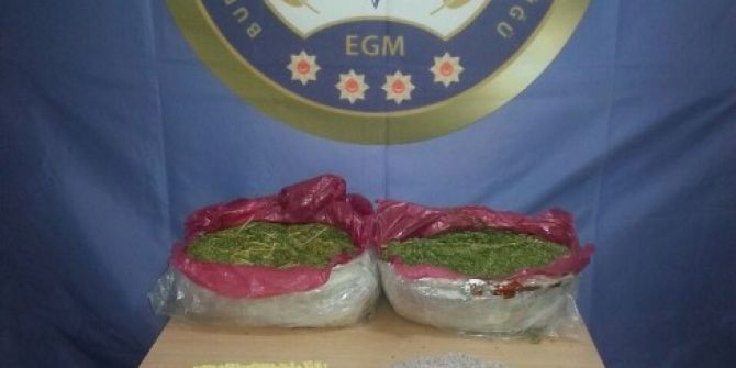 Narkotik Ekiplerinin Operasyonunda 2 Kişi Tutuklandı