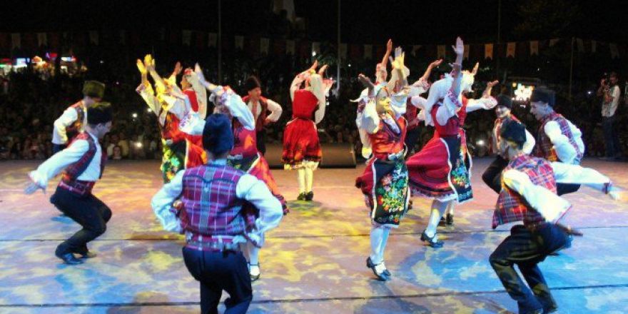 Altın Çınar Festivali Başladı