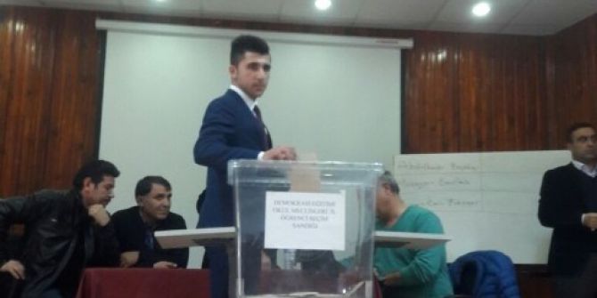 Kırşehir İl Öğrenci Meclisi Başkanı Abdülkadir Bıçakcı: