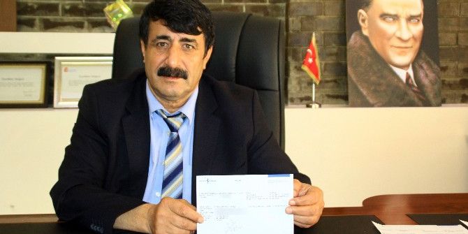 Hakkarili İş Adamı 400 Bin Dolarını Tl’ye Çevirdi