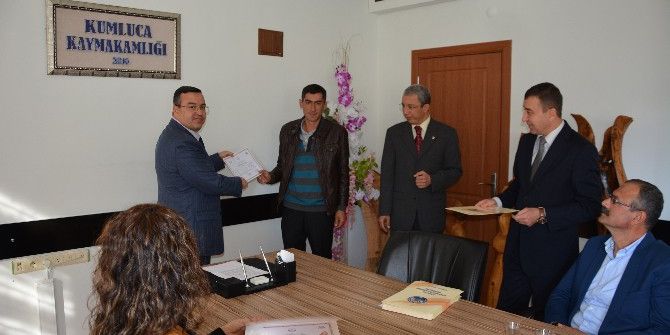 Kumluca’da Sürü Yönetimi Elemanları, Belgelerini Aldı