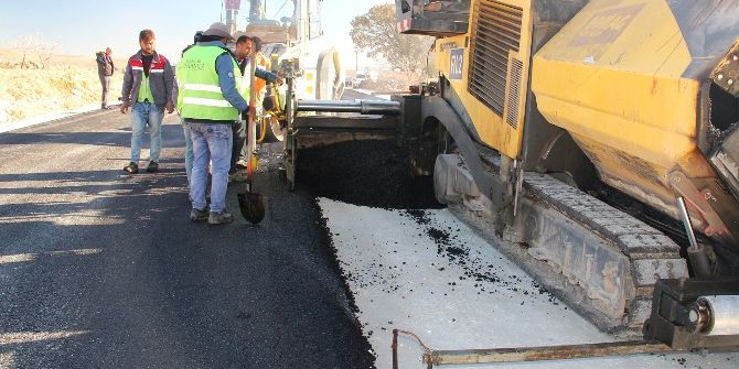Araban-fıstıklıdağ Grup Yolundaki 3. Etap Asfalt Çalışmalarına Başlandı