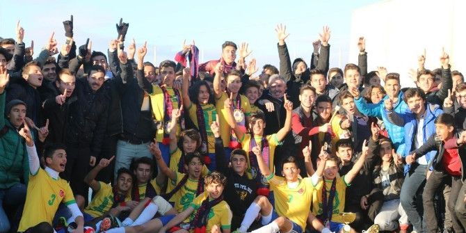 Liselerarası Futbol Müsabakalarında Altınyıldız Koleji Şampiyon Oldu