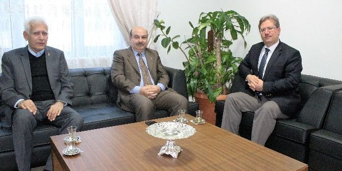 Başkan Konak, Dr. Çağlayan’ı Ziyaret Etti