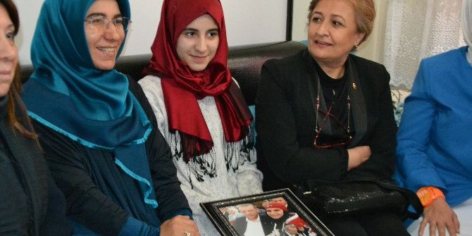 Darbe Komisyonu Heyeti 15 Temmuz Gazisini Ziyaret Etti