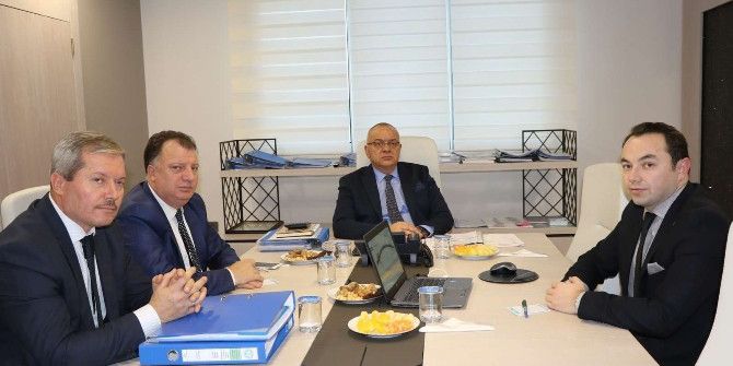 Kavşak Projeleri Görüşüldü