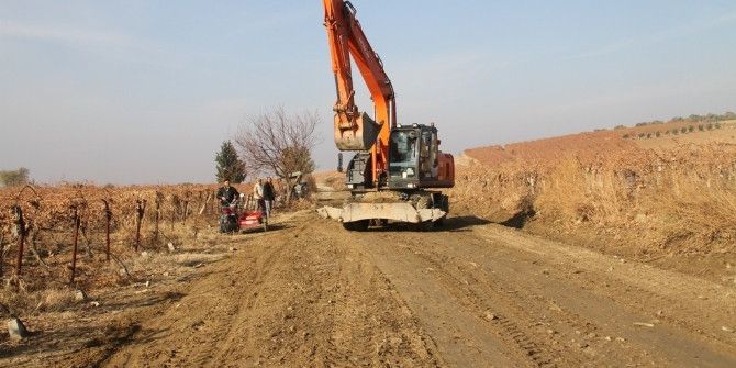 Sarıgöl’e Hizmet Devam Ediyor
