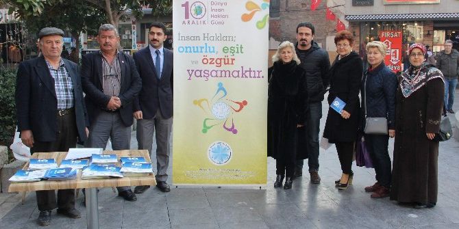 İnsan Haklarını Anlattılar