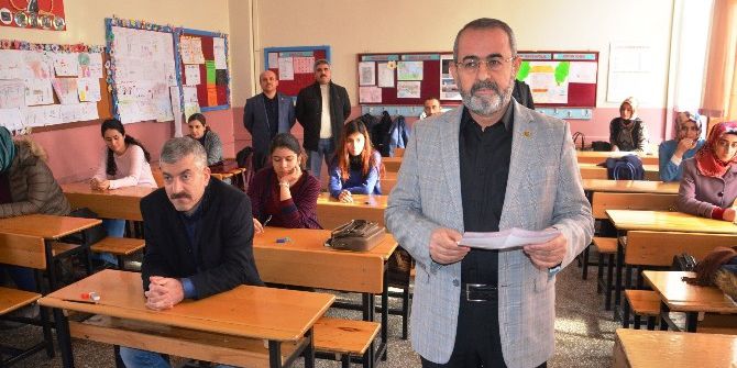 Aday Öğretmenler Deneme Sınavına Girdi