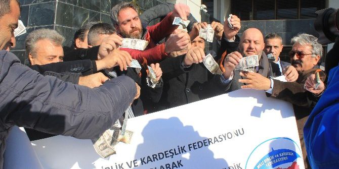 Merkez Bankası Önünde Dolar Eylemi