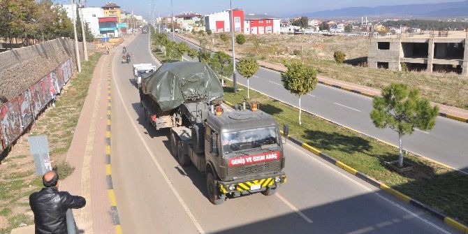 Suriye Sınırına Tank Sevk Edildi