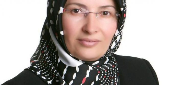 Ak Parti Kadın Kolları İlçe Başkanı Görevi Bıraktı