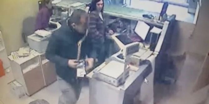 Oyuncak Tabanca İle Ptt’yi Soymuş