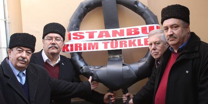 Rusya Konsolosluğu Önünde Kırım Eylemi