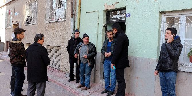 Kalp Krizinden Ölen Liseli Gencin Evinde Yas