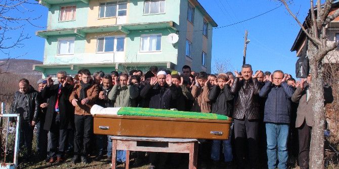 Trafik Kazasında Yaşamını Yitiren Madenci Son Yolculuğuna Uğurlandı