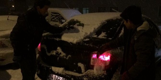 Van’da Kar Yağışı