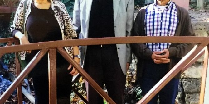 Hastane Kuyruğunda Beklerken 50 Yıl Önceki Öğretmenini Buldu