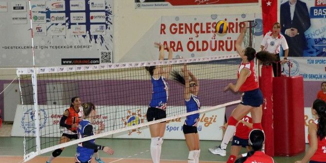 Manisa’nın Sultanları Rota’yı Deplasmanda Rahat Geçti