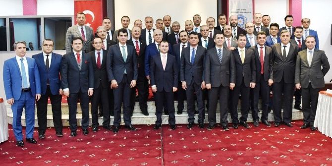 Şanlıurfa’da Görev Yerleri Değişen Vali Yardımcıları Ve Kaymakamlar İçin Veda Yemeği