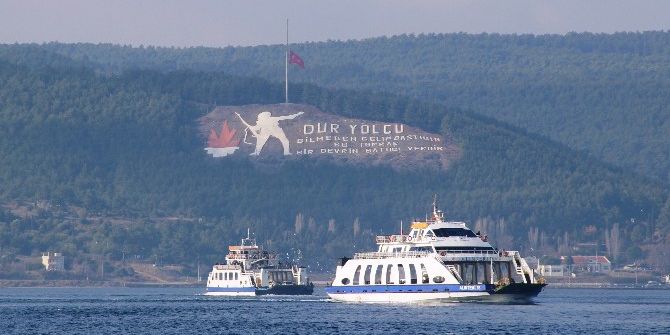 Çanakkale’de Bayraklar Yarıya İndirildi