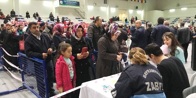 Bayrampaşa Belediyesinden 3 Bin 100 Öğrenciye Burs