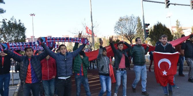 Mardin’de Teröre Tepki Yürüyüşü