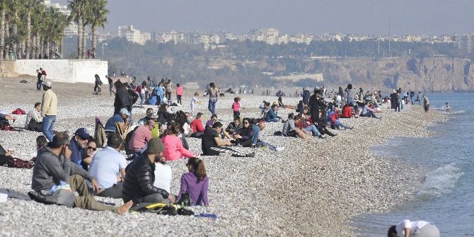 Antalya’da Kışa Meydan Okuyor