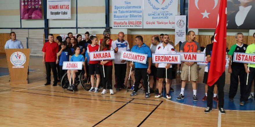Türkiye Bedensel Engelliler Badminton Şampiyonası Avanos’ta Başladı