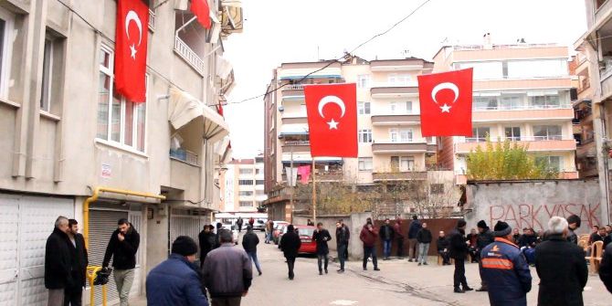 Şehit Babası Taziyeleri Kabul Etti