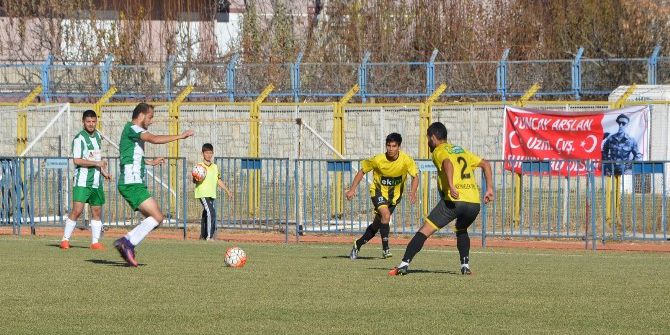 Korkuteli Belediyespor Rahat Kazandı: 2-0